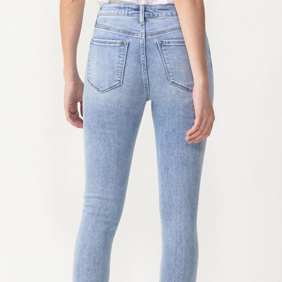NWT Lovervet Full Size Talia High Rise Crop Skinny Jeans - Picture 3 of 3